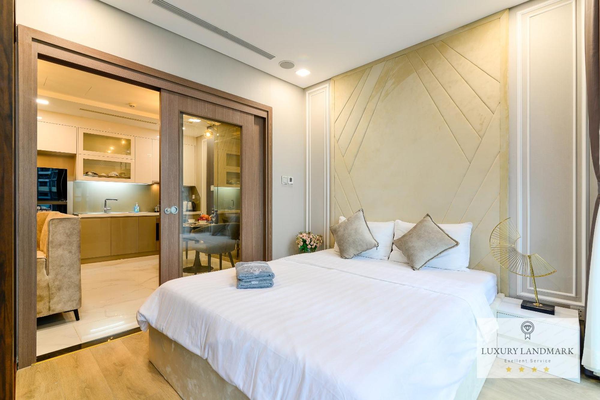 The Signature Landmark 81 - Vinhomes Central Binh Thanh Хошимин Экстерьер фото