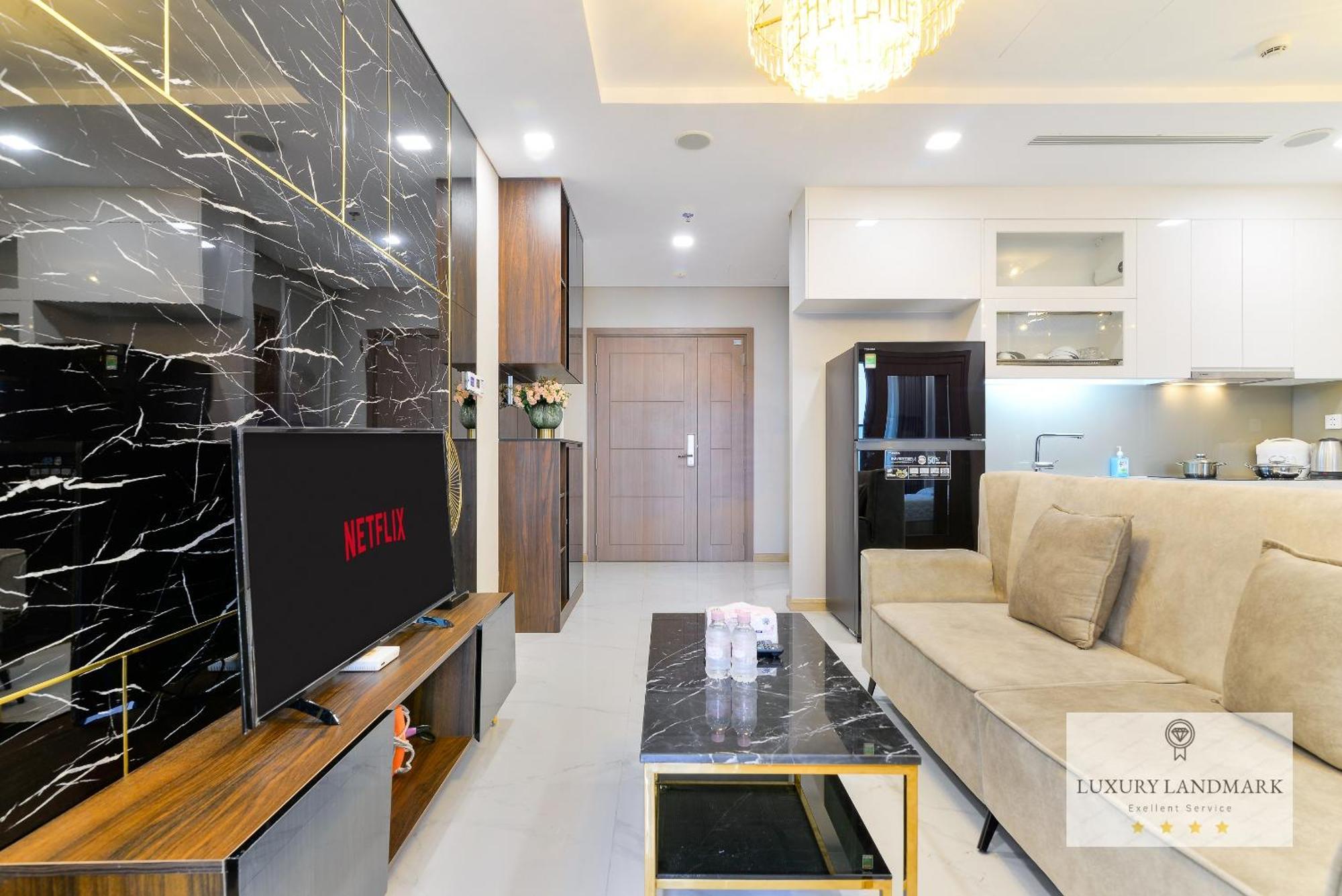The Signature Landmark 81 - Vinhomes Central Binh Thanh Хошимин Экстерьер фото