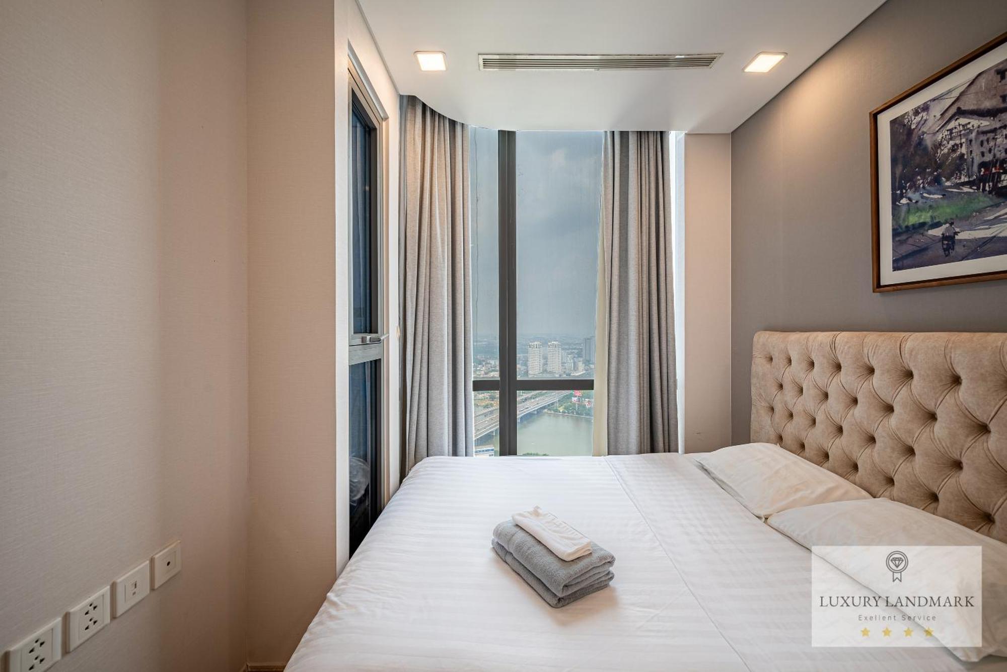 The Signature Landmark 81 - Vinhomes Central Binh Thanh Хошимин Экстерьер фото
